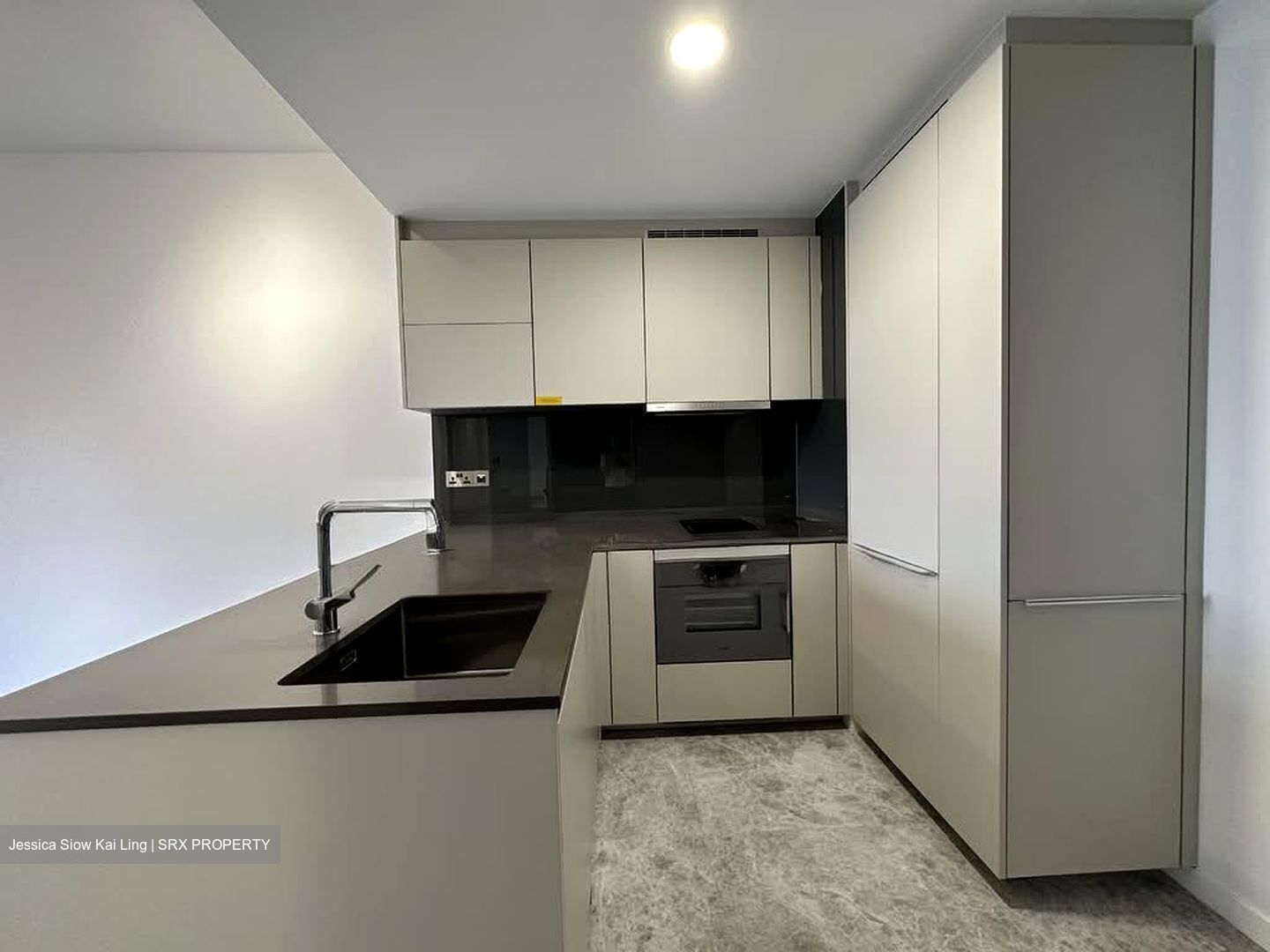 Riviere  (D3), Condominium #530475361